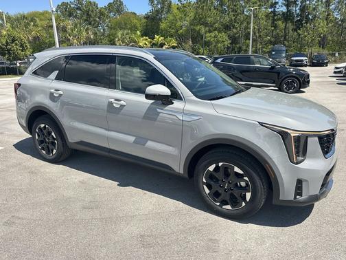 Wolf Gray 2026 Kia Sorento S