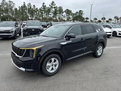 2025 Kia Sorento LX