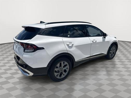 Glacial White Pearl 2025 Kia Sportage SX