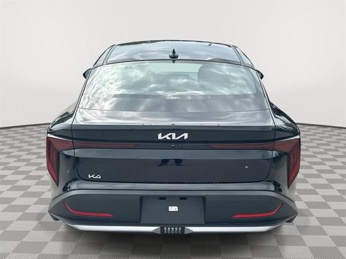 Aurora Black Pearl 2025 Kia K4 EX