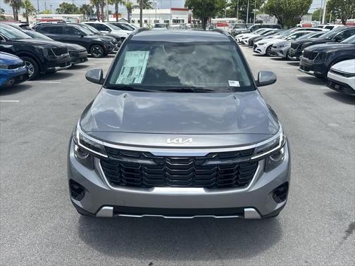 2025 Kia Seltos EX
