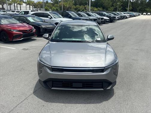 2025 Kia K4 EX