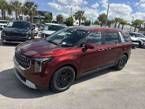 2025 Kia Carnival LXS