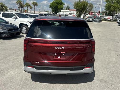 2025 Kia Carnival LXS