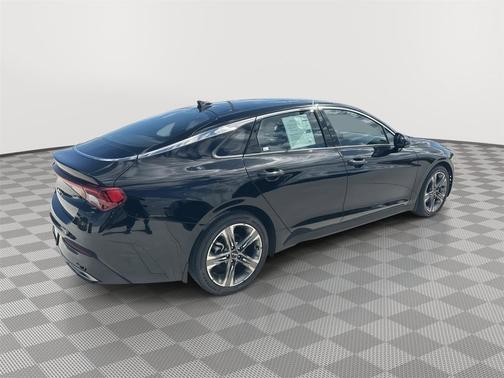 2023 Kia K5 EX