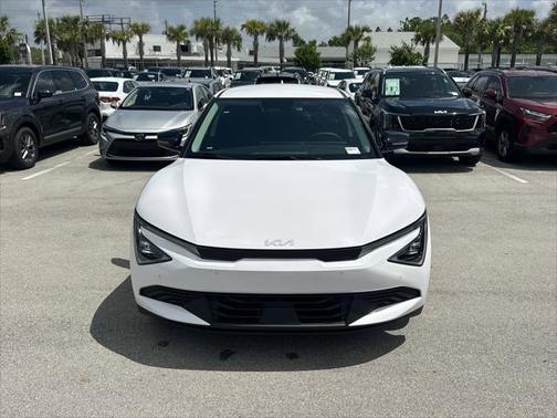 2025 Kia EV6 Light Long Range