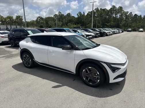 2025 Kia EV6 Light Long Range