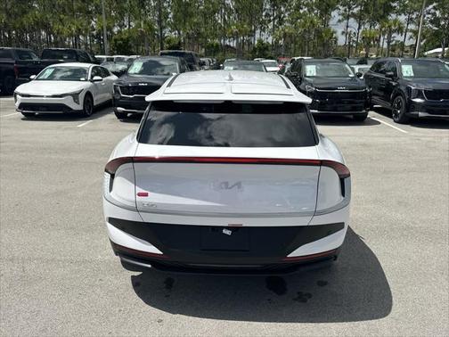 2025 Kia EV6 Light Long Range