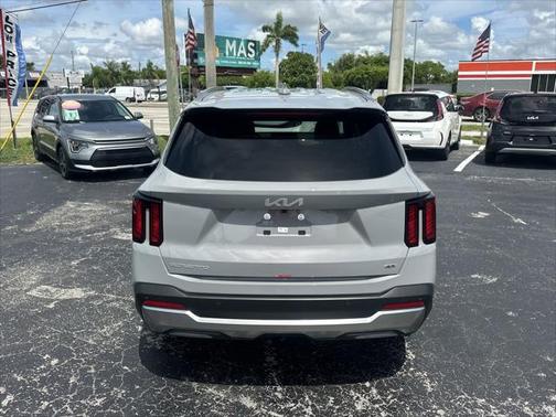 2025 Kia Sorento S