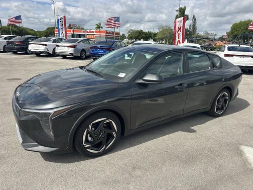 2025 Kia K4 EX