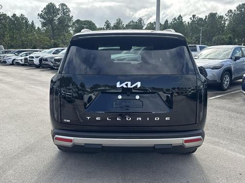 Ebony Black 2027 Kia Telluride Hybrid EX