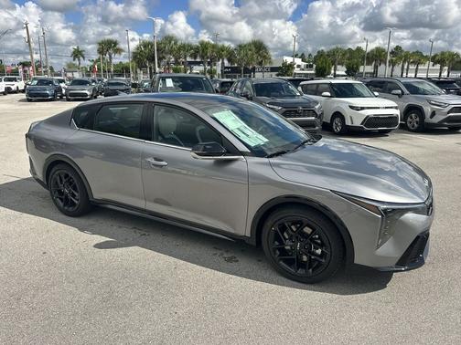 2025 Kia K4 GT-Line Turbo