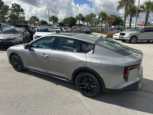 2025 Kia K4 GT-Line Turbo