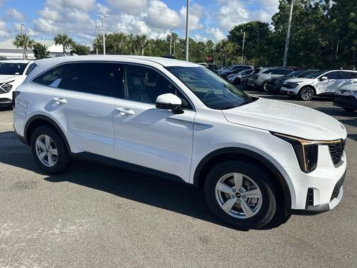 2026 Kia Sorento LX