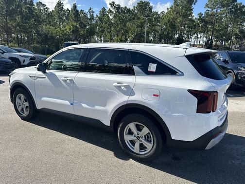 2026 Kia Sorento LX