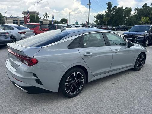 2023 Kia K5 GT-Line