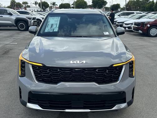Wolf Gray 2026 Kia Sorento S
