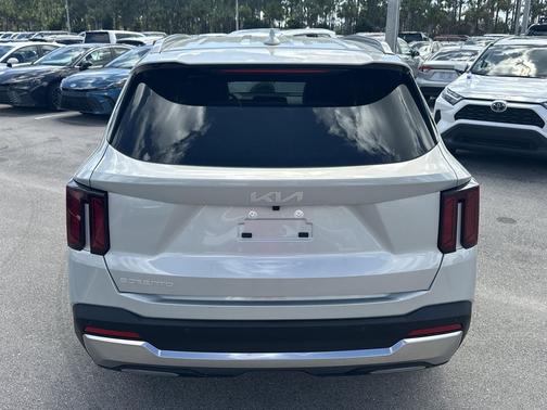 Ivory Silver 2026 Kia Sorento EX