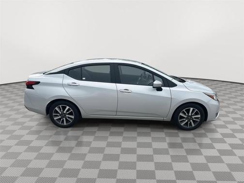 2023 Nissan Versa 1.6 SV