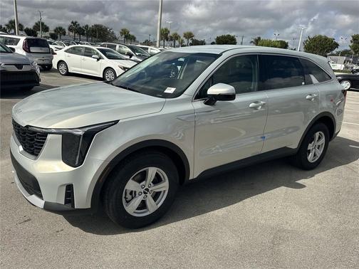 2026 Kia Sorento LX