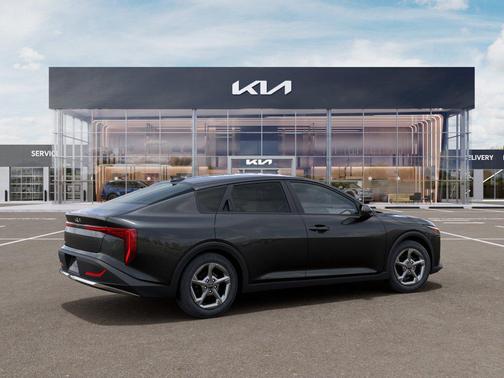 Interstellar Gray 2026 Kia K4 LX