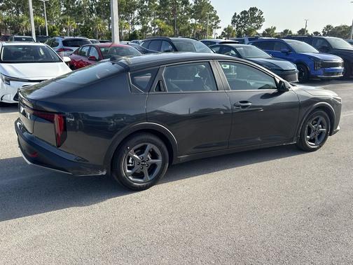 Interstellar Gray 2026 Kia K4 LX