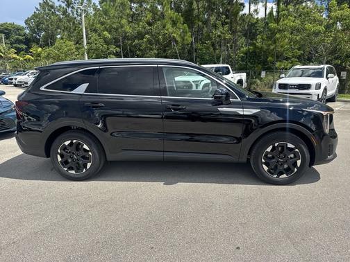 Ebony Black 2026 Kia Sorento S