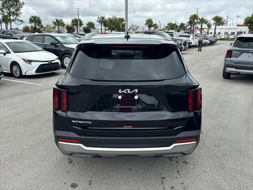 2025 Kia Sorento S