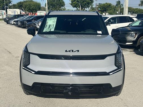 2026 Kia EV9 Land