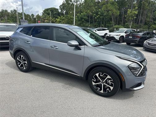 2025 Kia Sportage EX
