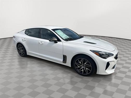 2023 Kia Stinger GT-Line