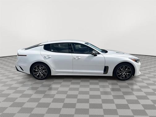 2023 Kia Stinger GT-Line