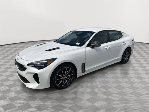 2023 Kia Stinger GT-Line