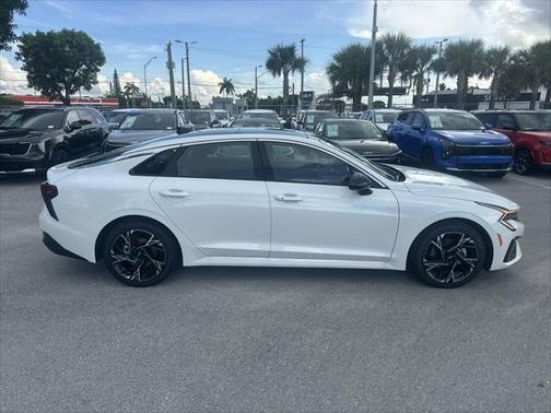 2025 Kia K5 GT-Line