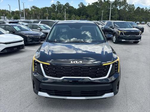 2025 Kia Sorento LX