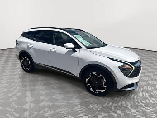 Glacial White Pearl 2024 Kia Sportage SX-Prestige