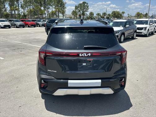 2025 Kia Seltos EX