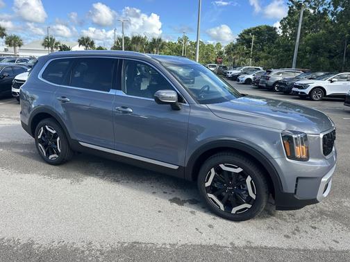 2025 Kia Telluride EX