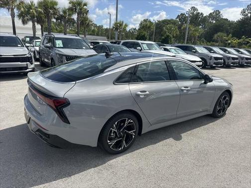 2025 Kia K5 GT-Line