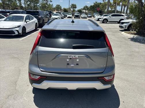 2025 Kia Niro EX