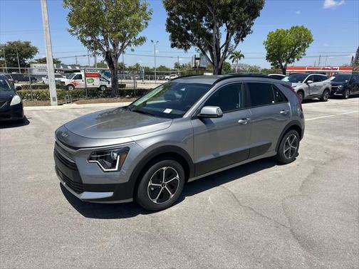 2025 Kia Niro EX
