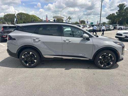 Wolf Gray 2026 Kia Sportage Hybrid SX-Prestige