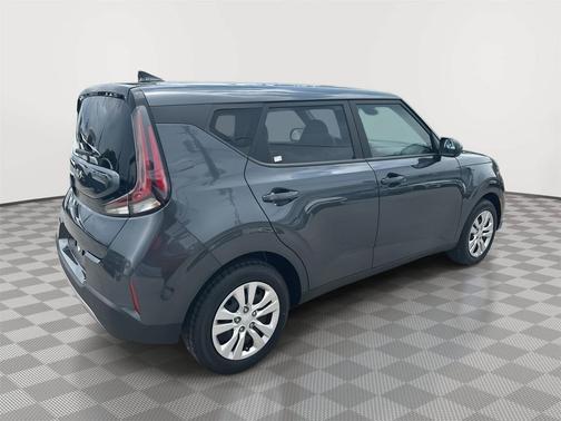 Gravity Gray 2023 Kia Soul LX