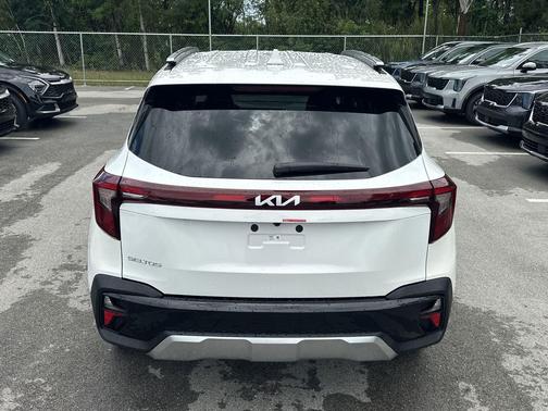 2025 Kia Seltos EX