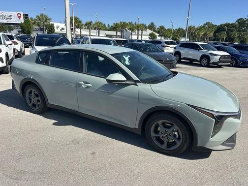 2025 Kia K4 LX