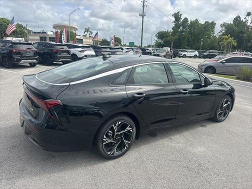 2025 Kia K5 GT-Line