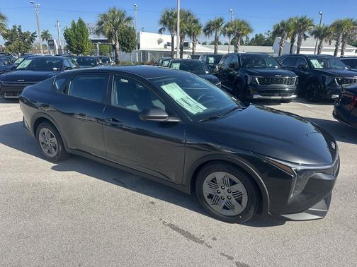 2025 Kia K4 LX