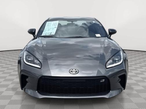 Pavement 2023 Toyota GR86 Premium