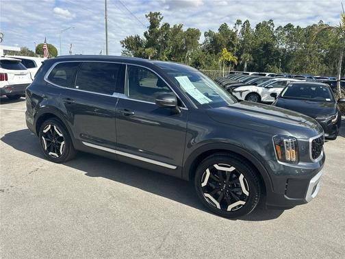 2024 Kia Telluride EX
