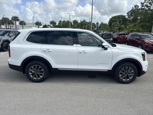 2025 Kia Telluride LX